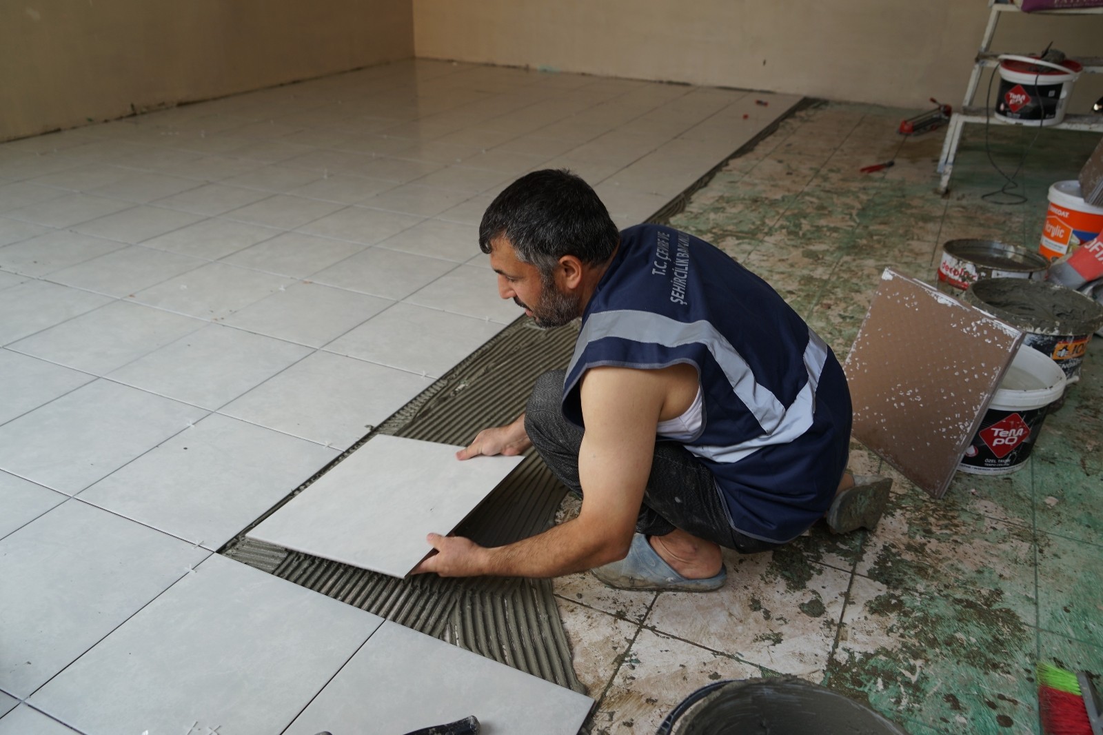 Sel afetinin yaşandığı Bozkurt’ta iş yerlerinin tadilat ve onarımlarına başlandı