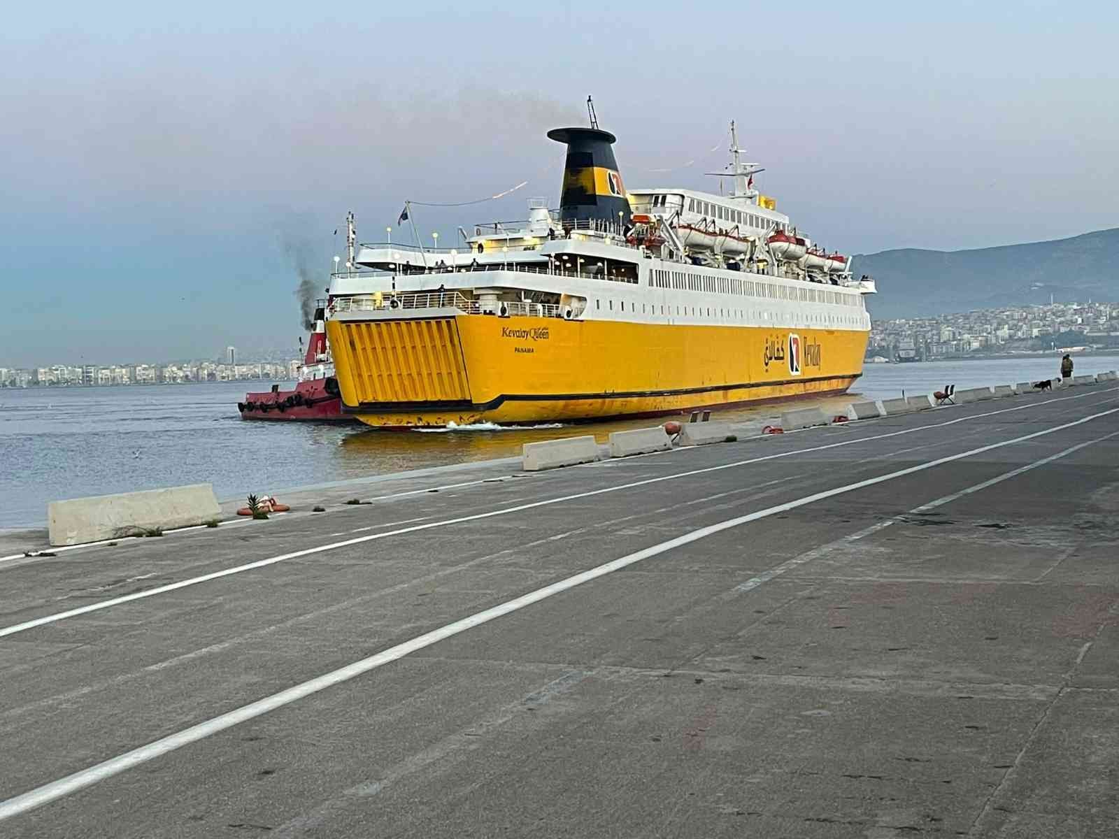 İzmir’e Libya’dan ikinci yolcu gemisi geldi