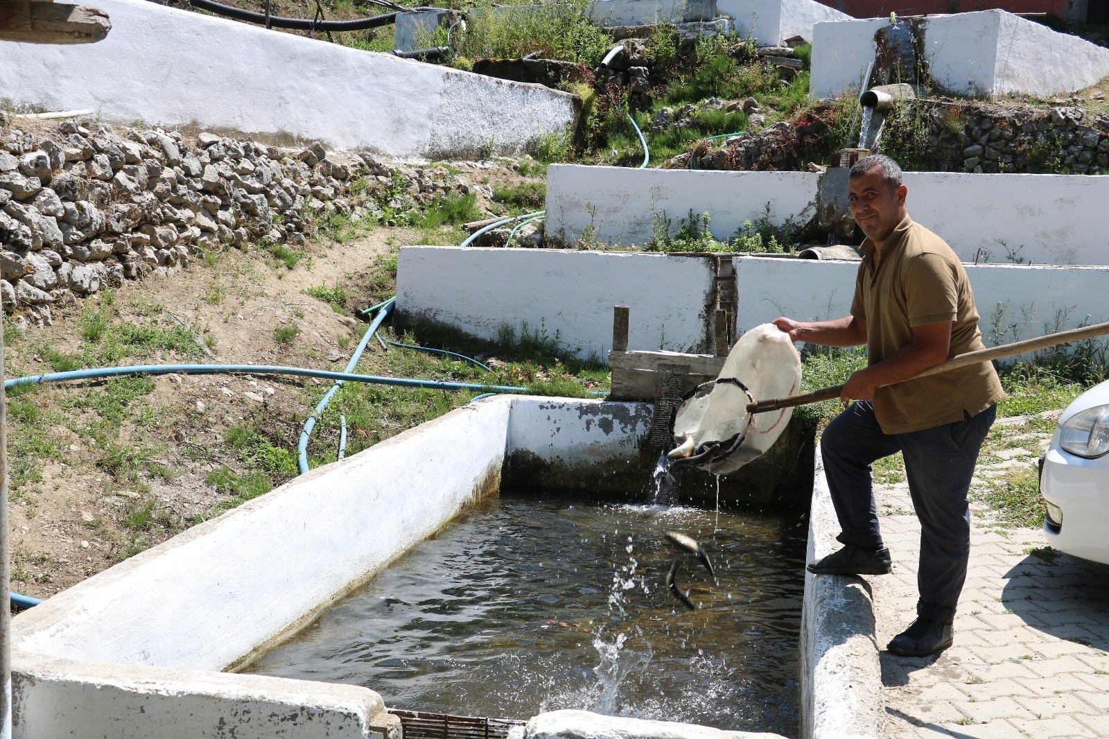 Fabrika işçisiydi kendi balık üretim tesisini kurdu