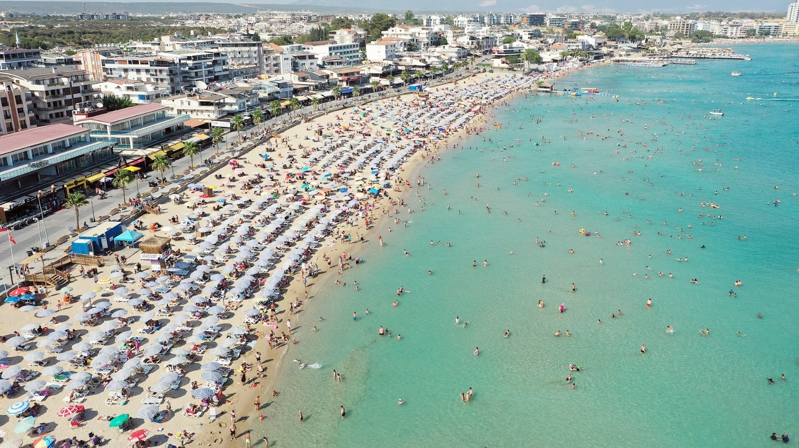 Deniz turizmin kalbi  Didim’de bayram tatili yoğunluğu